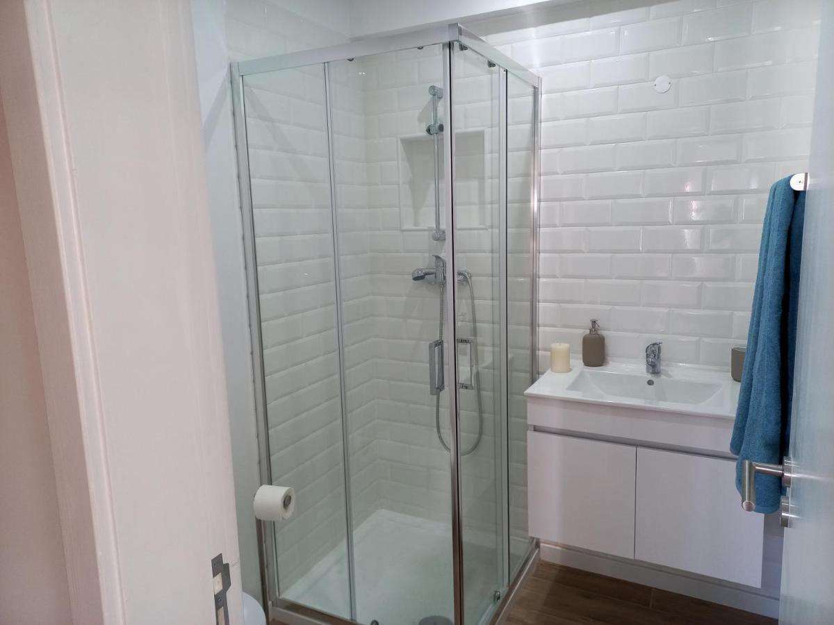 White Pearl Apartment Central Confy Spacious Lagos Bagian luar foto